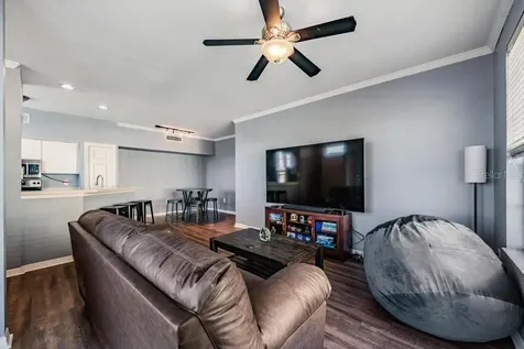 9552 Lake Chase Island Way Tampa FL 33626