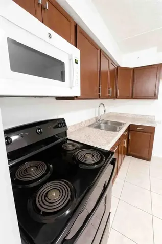 746 NE Michigan Court St Cloud FL 34769