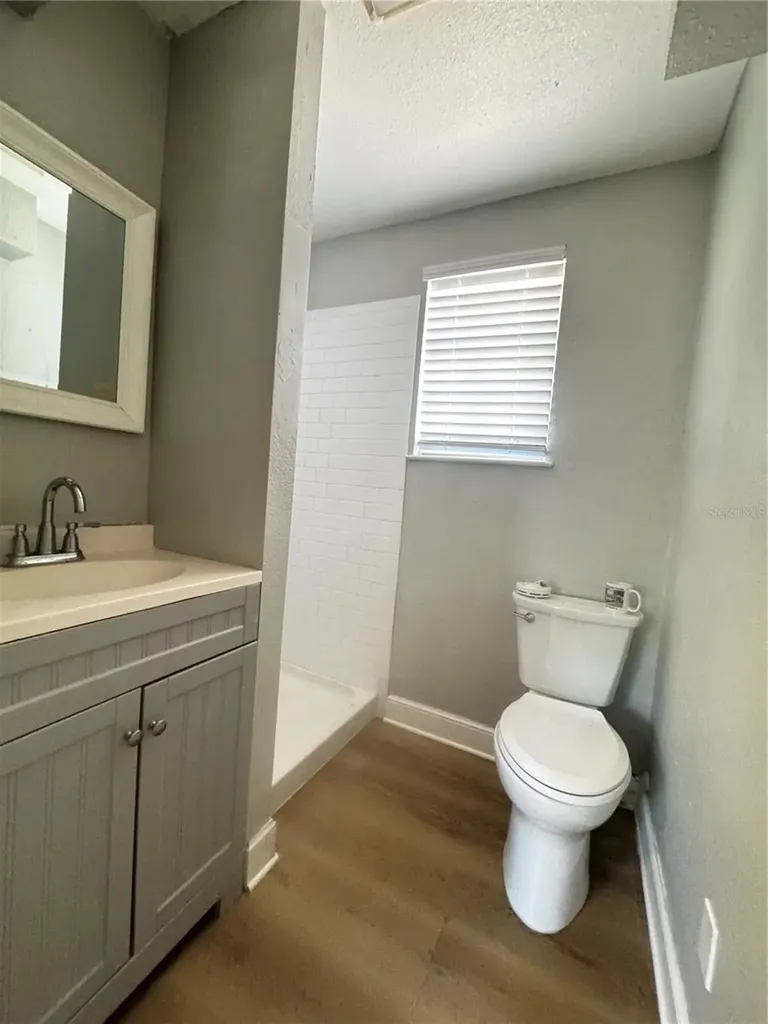 3008 Hillview Street Sarasota FL 34239