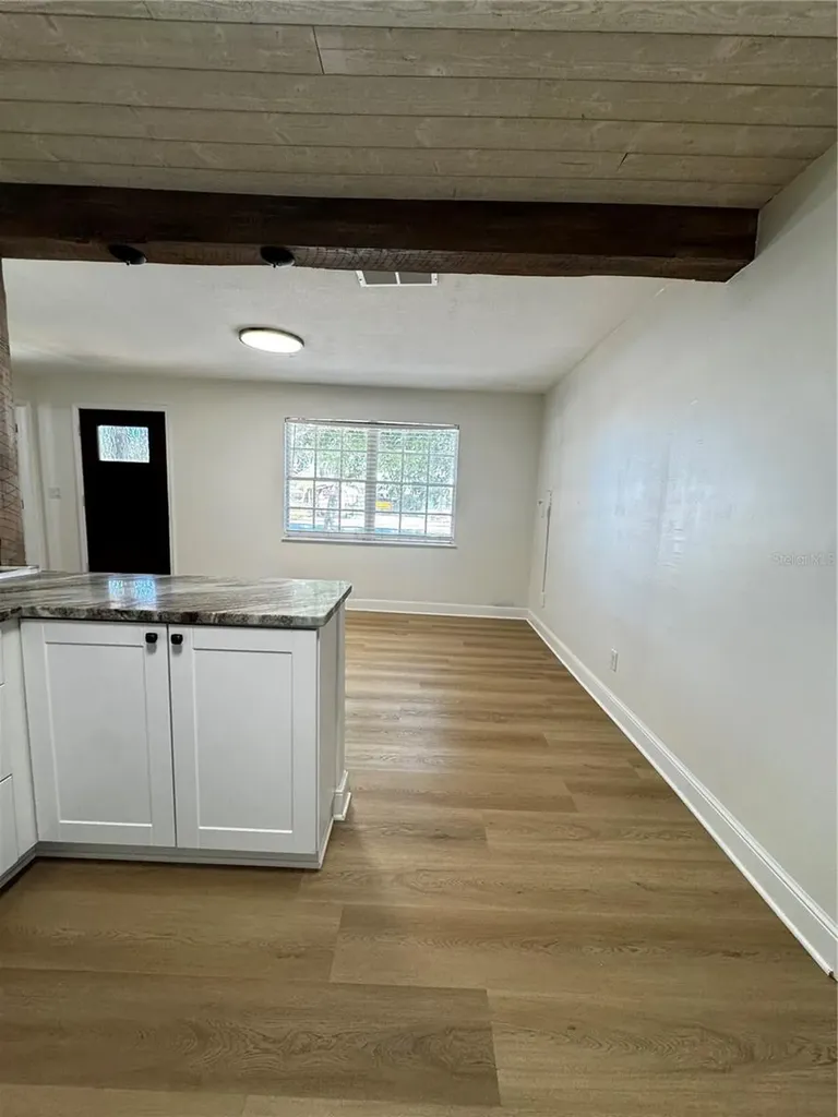 3008 Hillview Street Sarasota FL 34239