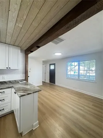 3008 Hillview Street Sarasota FL 34239
