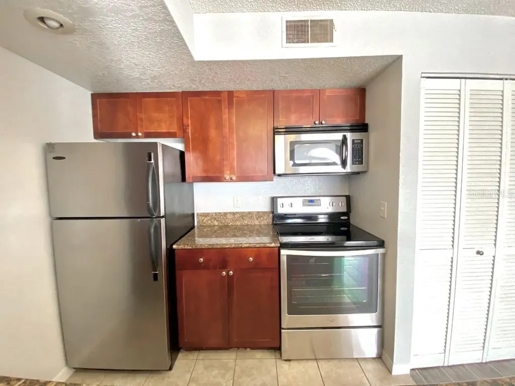 5152 Conroy Road Orlando FL 32811