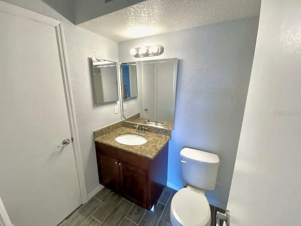 5152 Conroy Road Orlando FL 32811