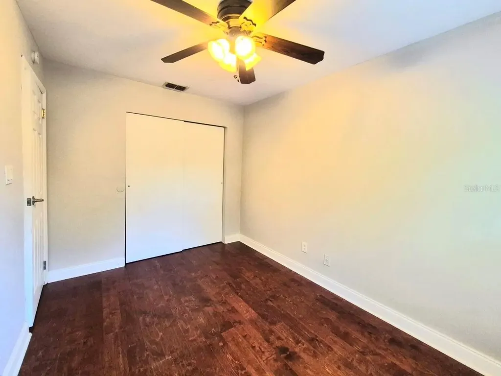 3203 W Tacon Street Tampa FL 33629
