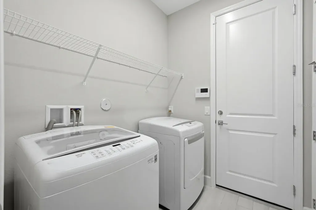 896 Coral Reef Way Daytona Beach FL 32124