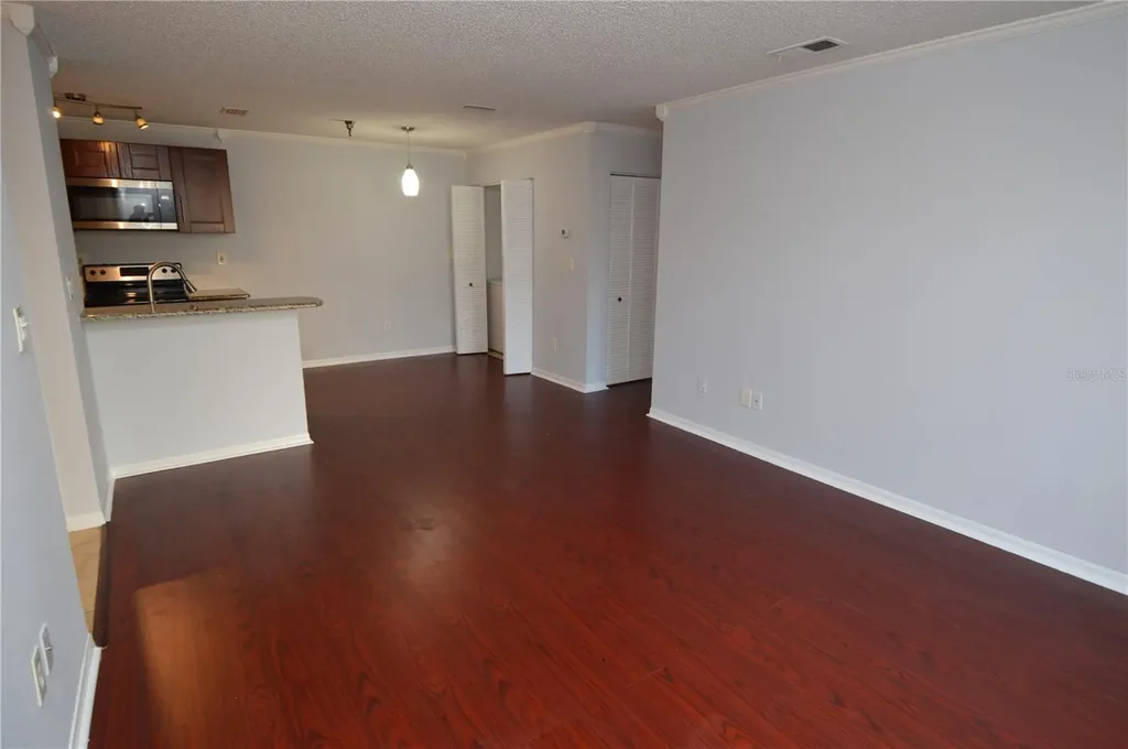 10265 Gandy Boulevard N St Petersburg FL 33702