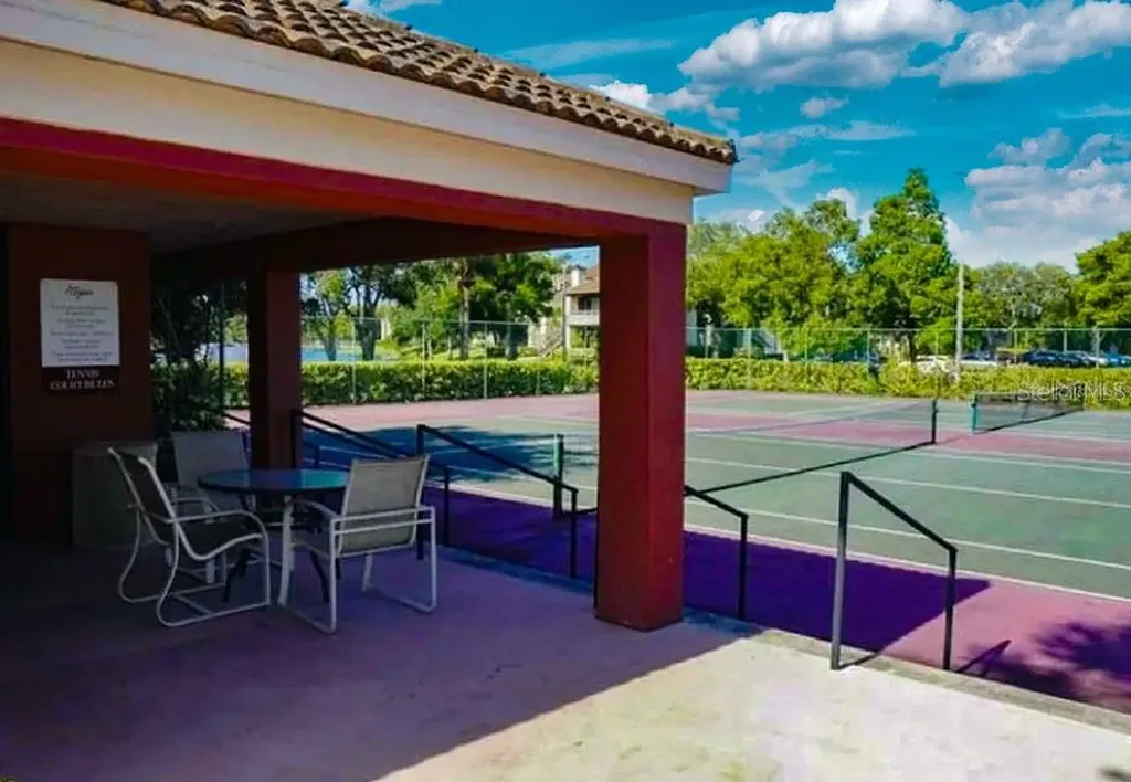 10265 Gandy Boulevard N St Petersburg FL 33702