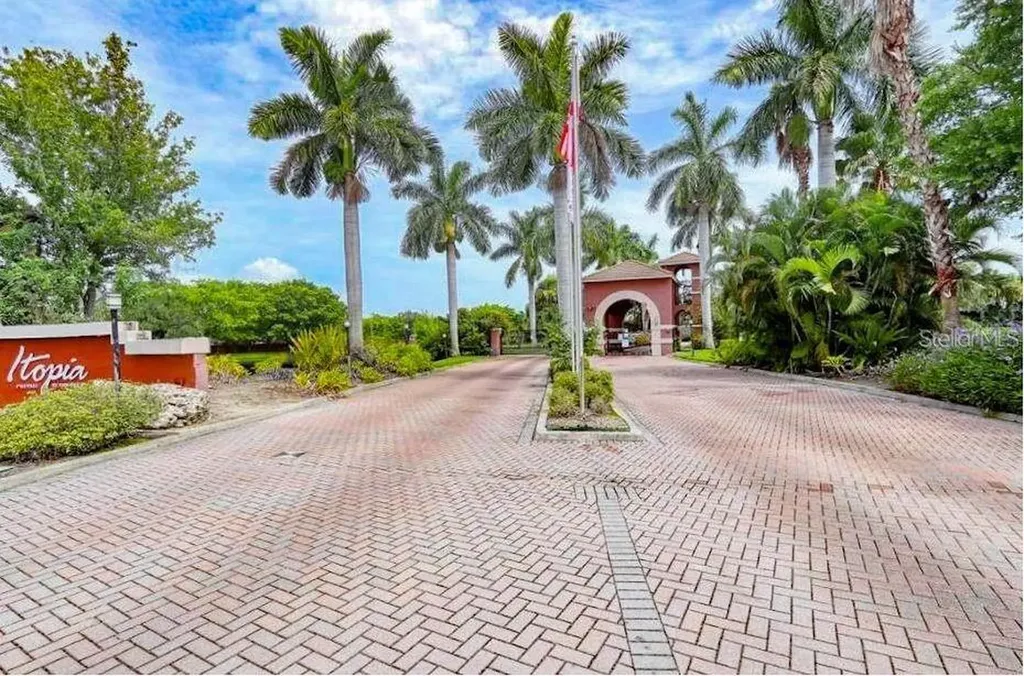 10265 Gandy Boulevard N St Petersburg FL 33702