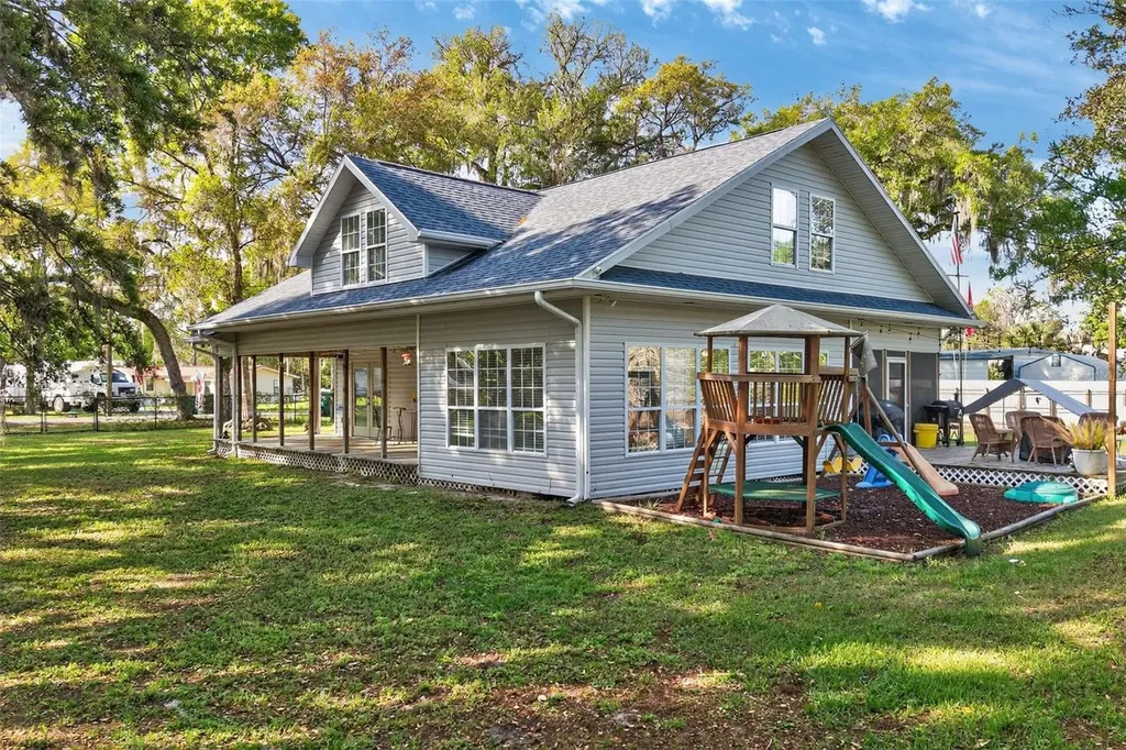 5572 S Marlin Point Floral City FL 34436