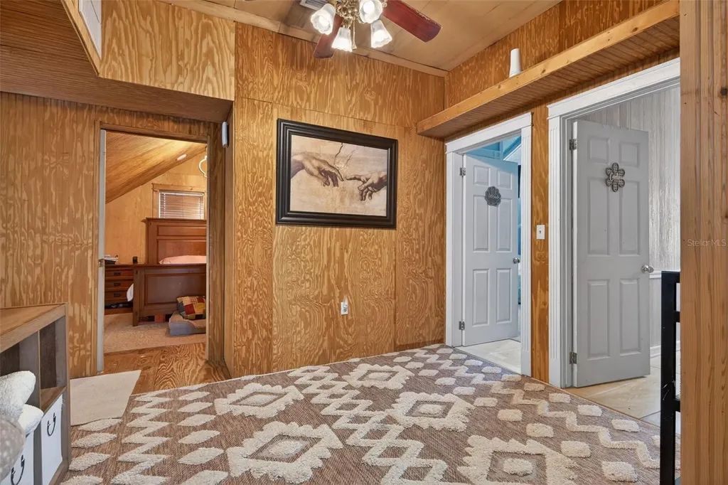 5572 S Marlin Point Floral City FL 34436