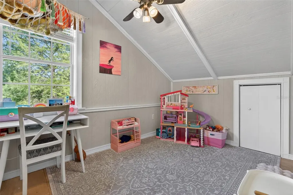 5572 S Marlin Point Floral City FL 34436