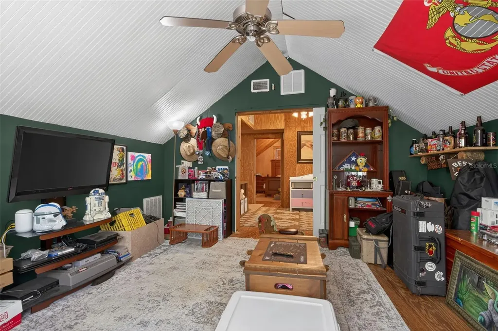 5572 S Marlin Point Floral City FL 34436