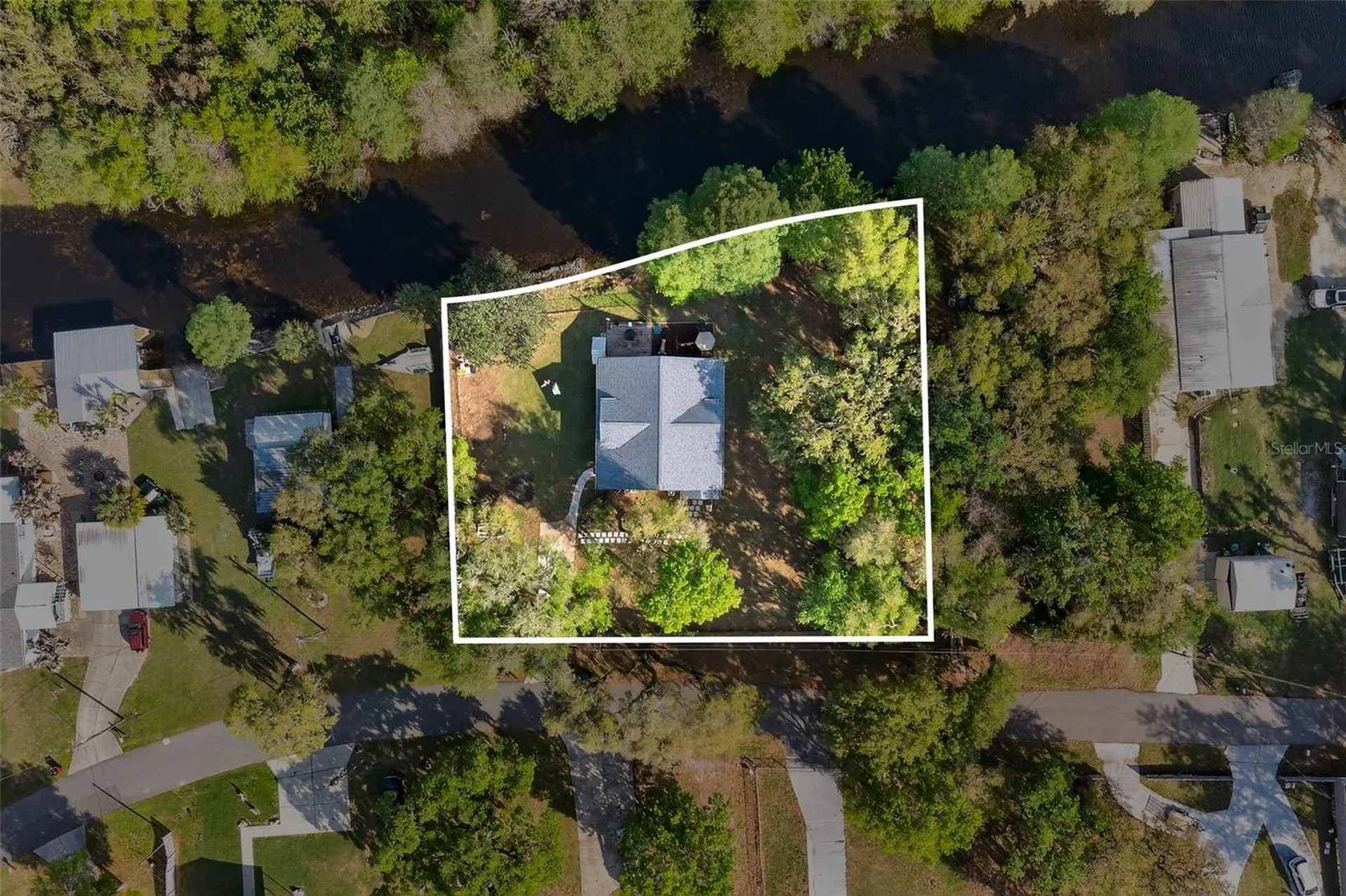 5572 S Marlin Point Floral City FL 34436
