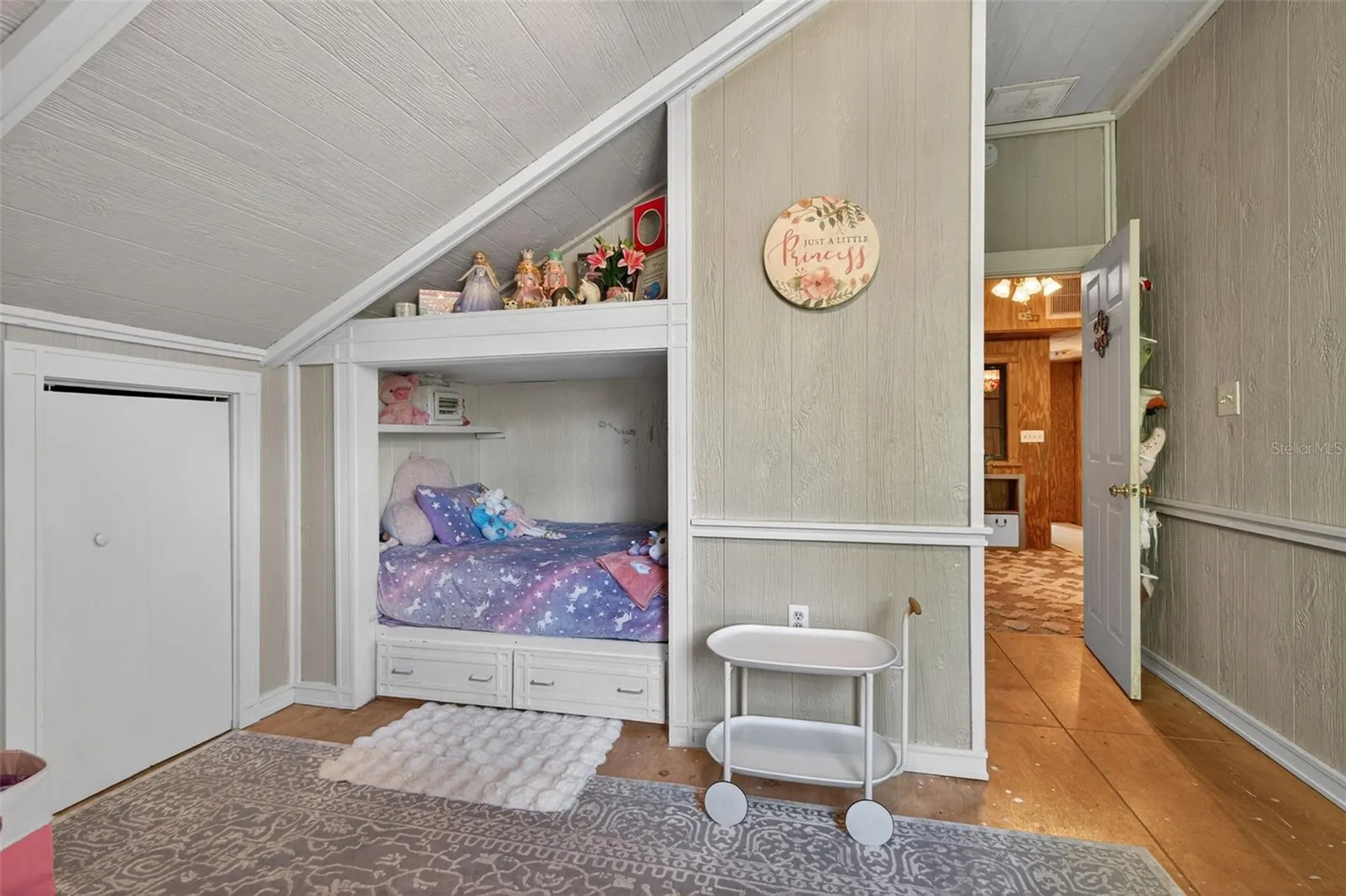 5572 S Marlin Point Floral City FL 34436