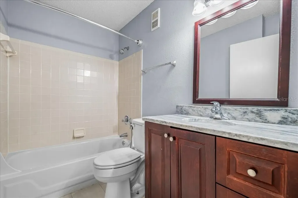 3705 SW 27th Street Gainesville FL 32608