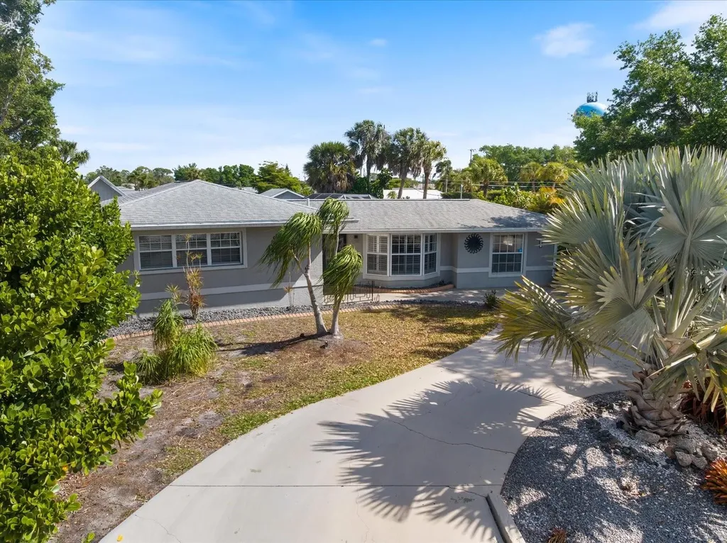 117 Aurora Street E Venice FL 34285