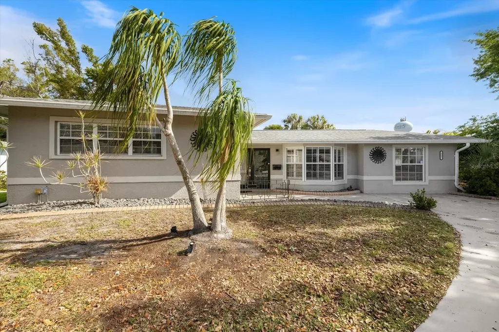 117 Aurora Street E Venice FL 34285
