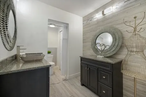 117 Aurora Street E Venice FL 34285