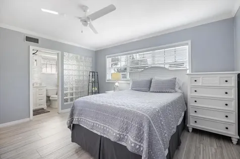117 Aurora Street E Venice FL 34285