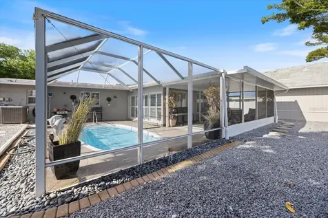 117 Aurora Street E Venice FL 34285