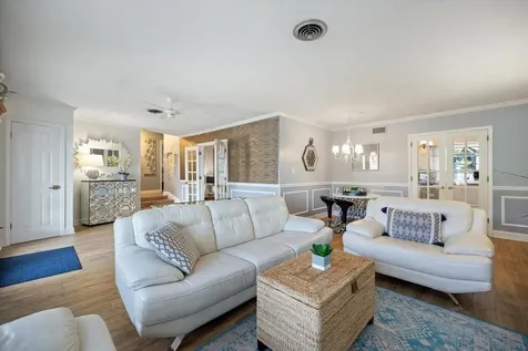 117 Aurora Street E Venice FL 34285