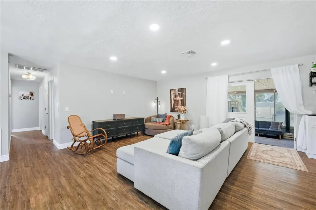 9811 28th Avenue E Palmetto FL 34221