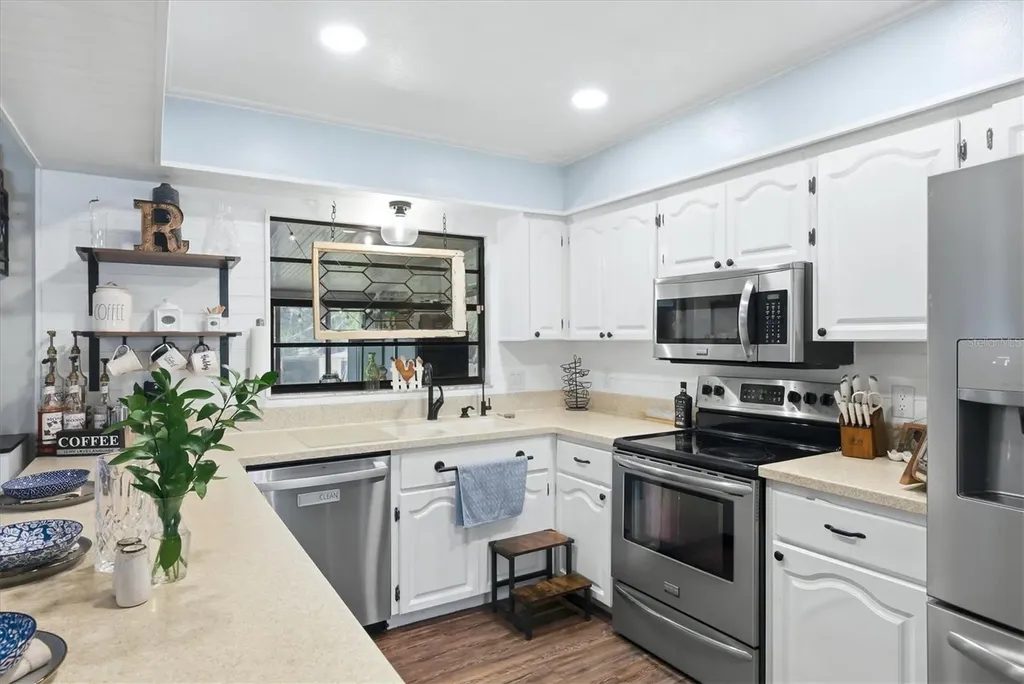 9811 28th Avenue E Palmetto FL 34221