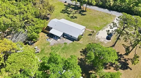 9811 28th Avenue E Palmetto FL 34221