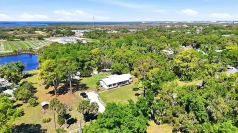 9811 28th Avenue E Palmetto FL 34221