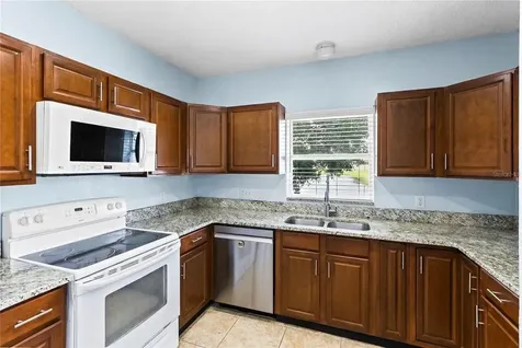 2620 Woods Edge Circle Orlando FL 32817