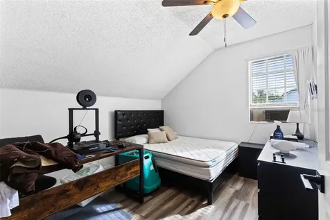 2620 Woods Edge Circle Orlando FL 32817