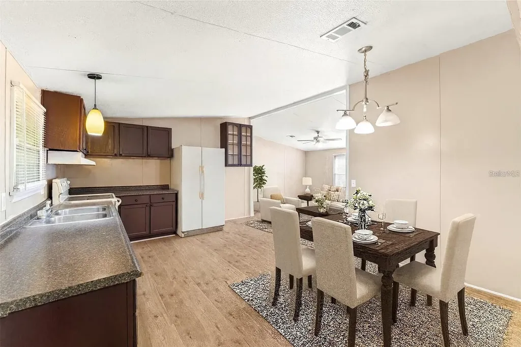 201 N 5th Street Orlando FL 32833