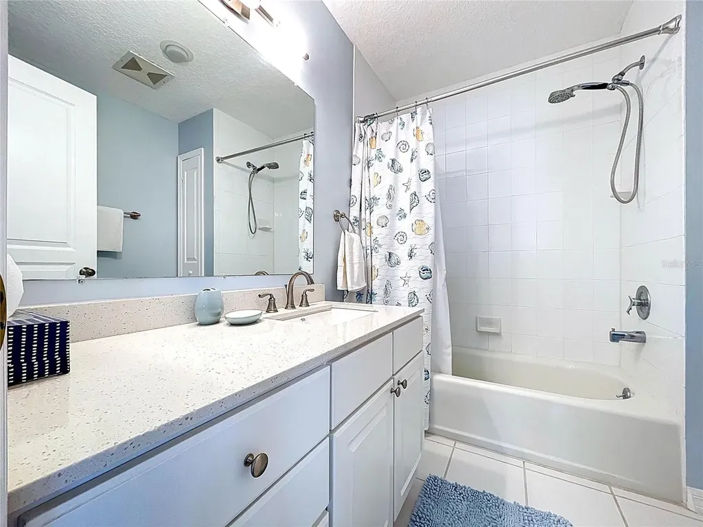 7711 Bayshore Drive Treasure Island FL 33706