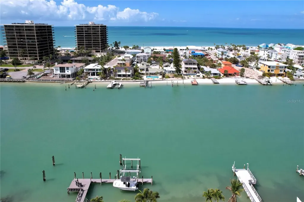 7711 Bayshore Drive Treasure Island FL 33706