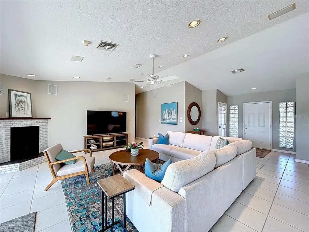 7711 Bayshore Drive Treasure Island FL 33706