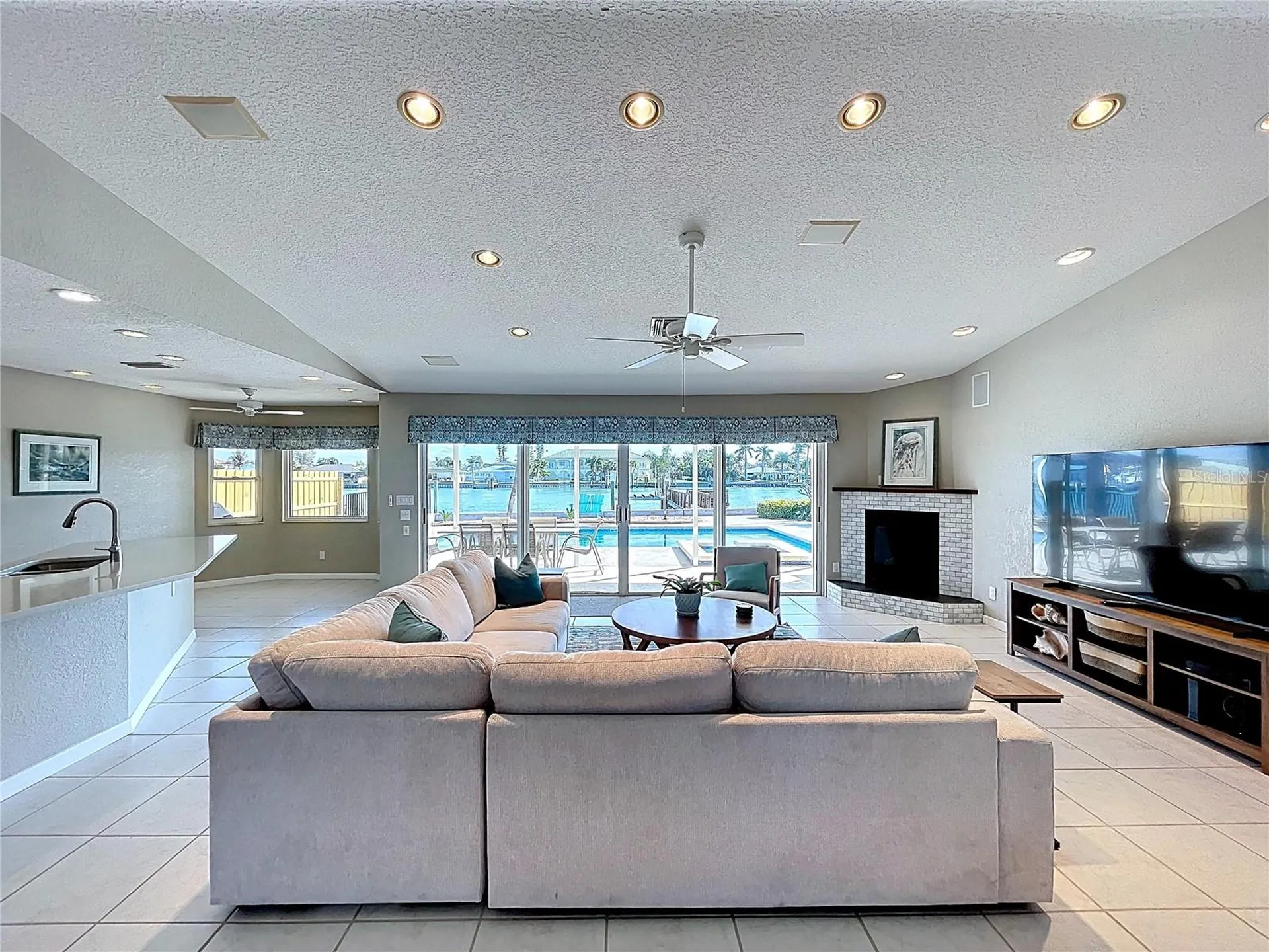 7711 Bayshore Drive Treasure Island FL 33706