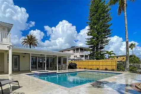 7711 Bayshore Drive Treasure Island FL 33706