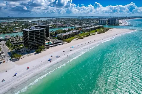 7711 Bayshore Drive Treasure Island FL 33706