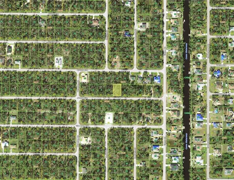 17192 Johns Avenue Port Charlotte FL 33948