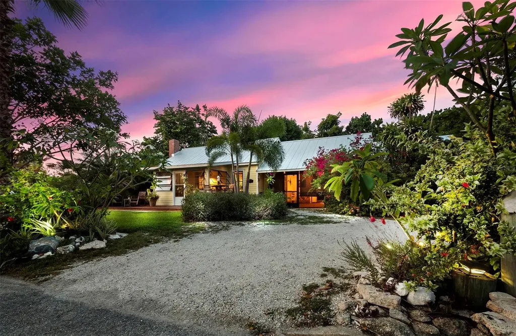 7030 Poinsettia Avenue Longboat Key FL 34228
