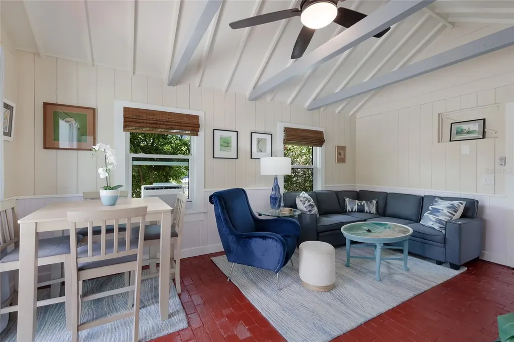 7030 Poinsettia Avenue Longboat Key FL 34228