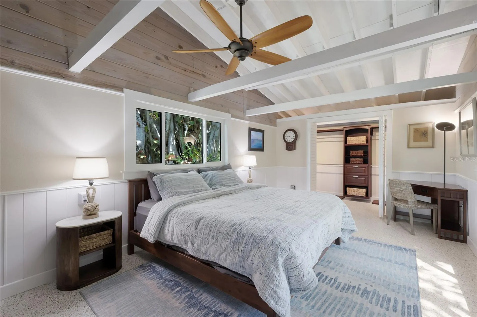 7030 Poinsettia Avenue Longboat Key FL 34228