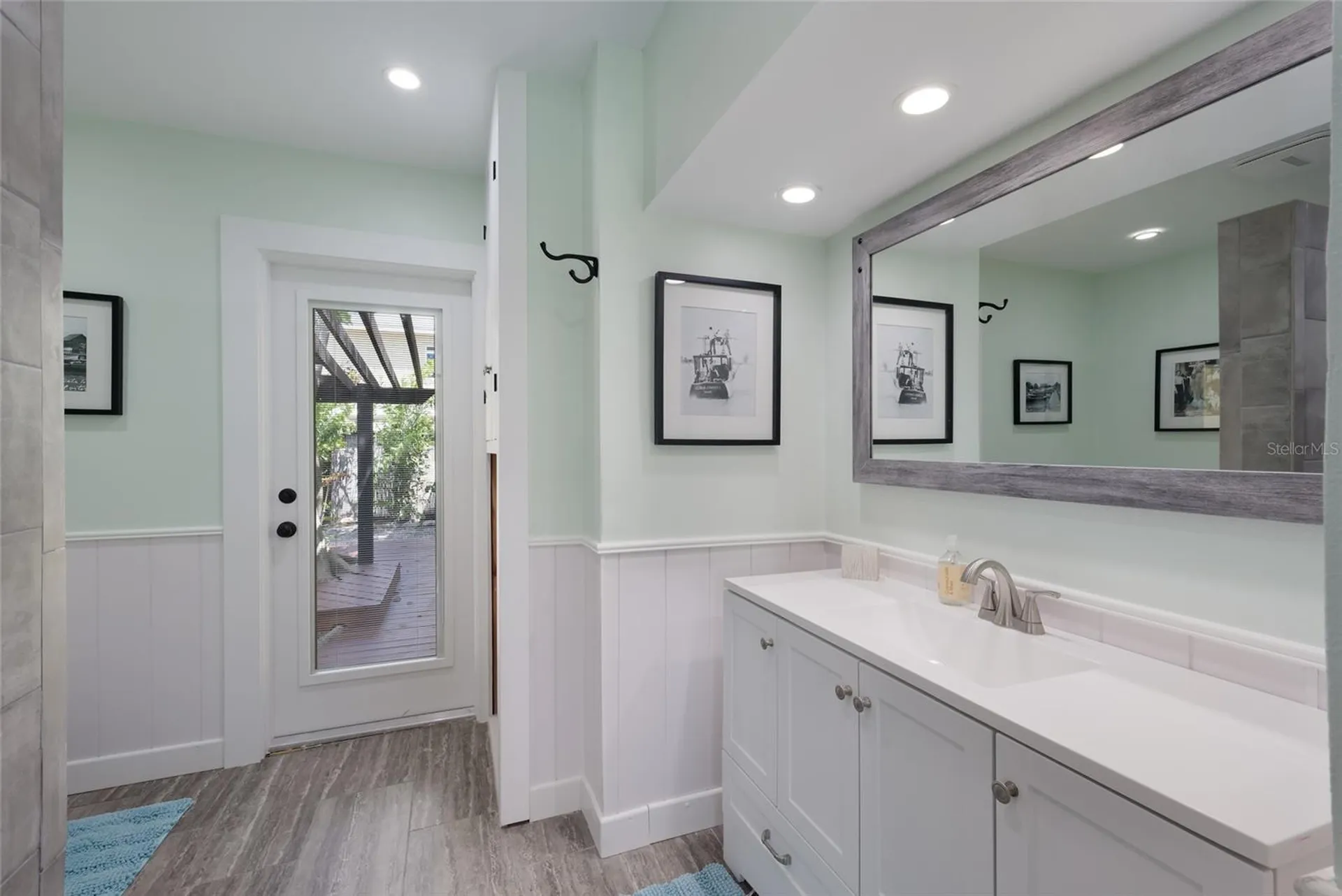7030 Poinsettia Avenue Longboat Key FL 34228