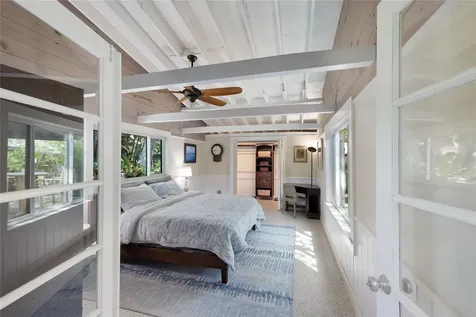 7030 Poinsettia Avenue Longboat Key FL 34228