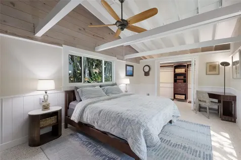 7030 Poinsettia Avenue Longboat Key FL 34228