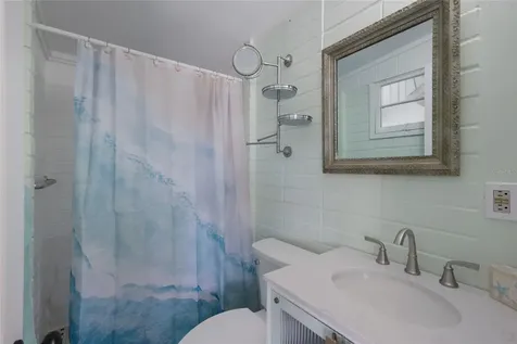 7030 Poinsettia Avenue Longboat Key FL 34228