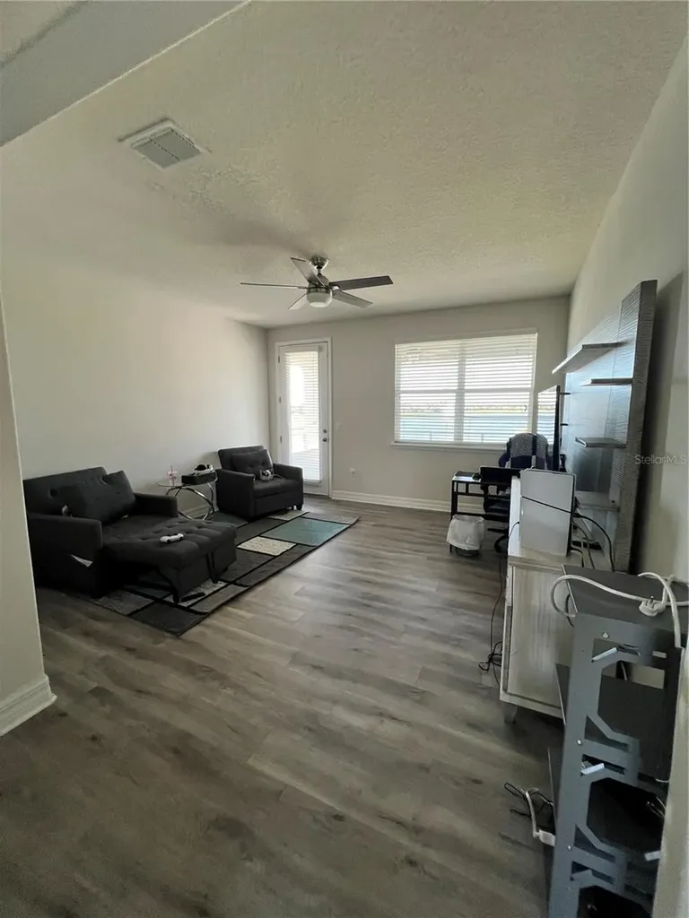 2820 Chantilly Avenue Kissimmee FL 34741