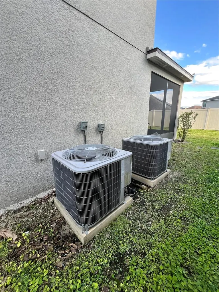 2820 Chantilly Avenue Kissimmee FL 34741
