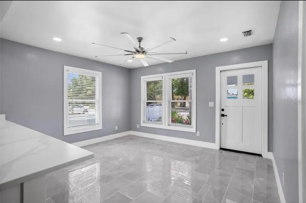 8907 N Boulevard Tampa FL 33604