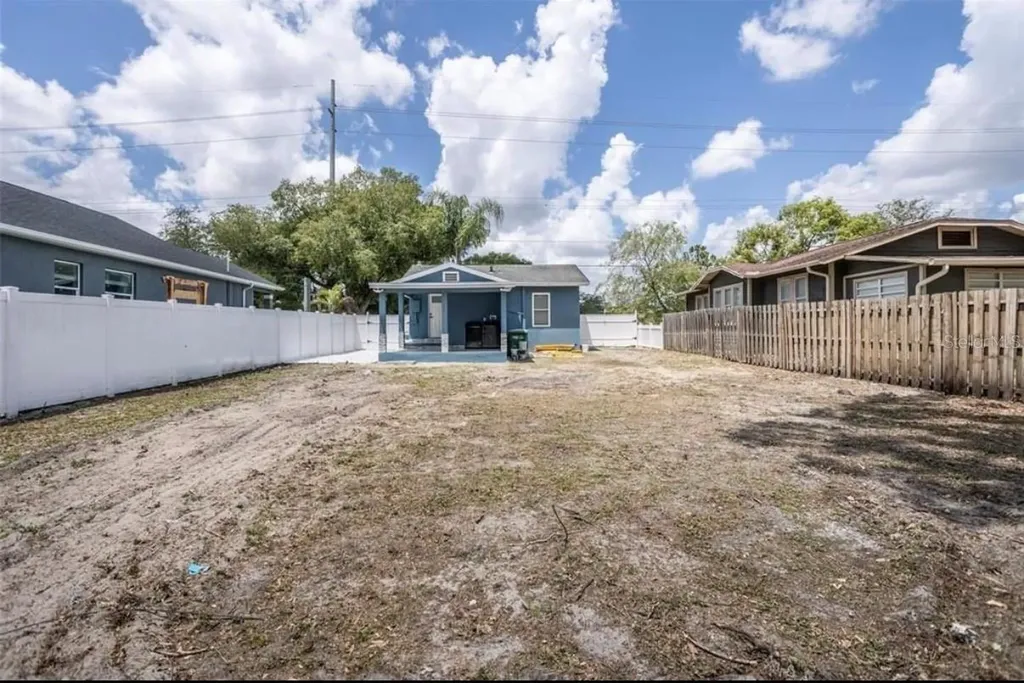 8907 N Boulevard Tampa FL 33604